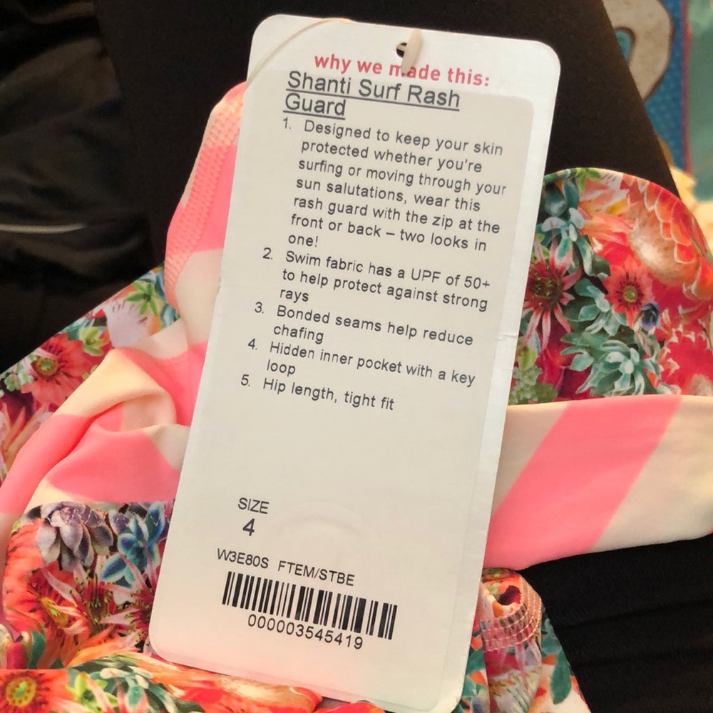 Lululemon Shanti Surf Rash Guard - Picture 4 of 4